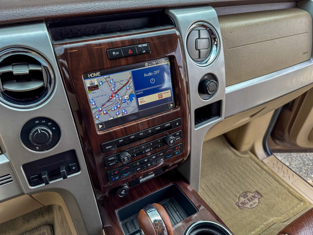 Used 2012 Ford F150 King Ranch image 24