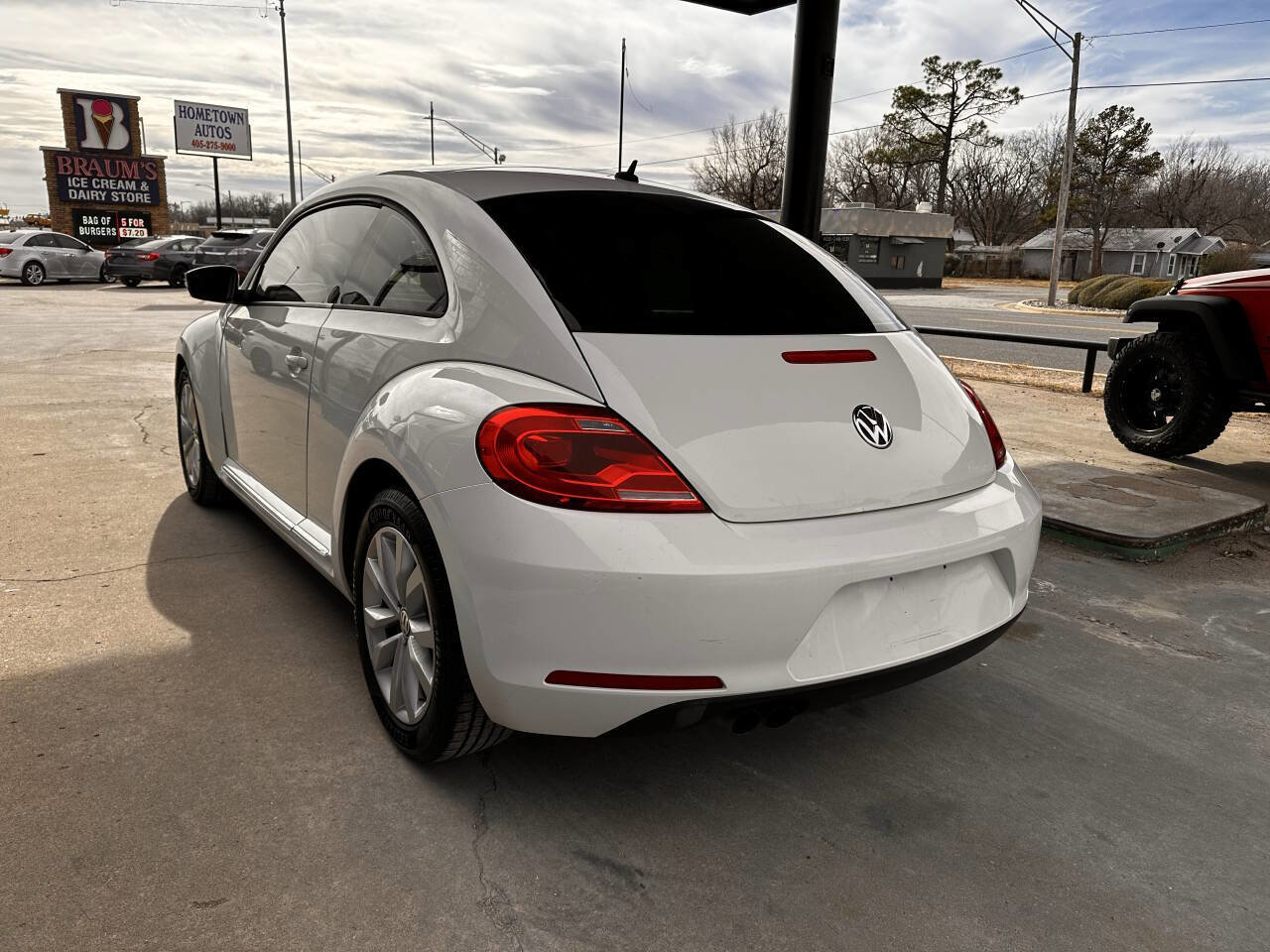 Used 2012 Volkswagen Beetle 2.5 image 5