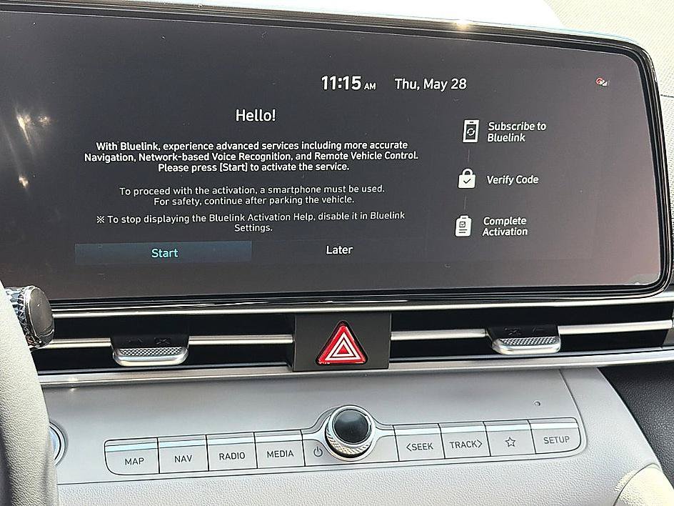 New 2026 Hyundai Elantra Limited FWD image 11