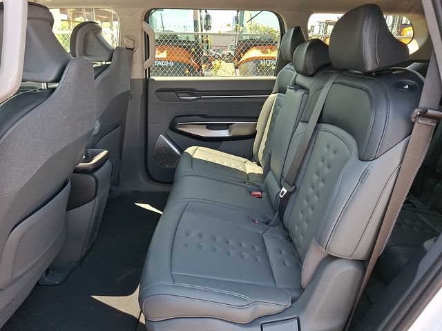 Used 2024 Kia EV9 Wind AWD/4WD image 9