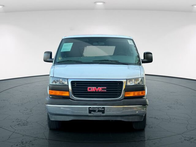 Used 2017 GMC Savana 2500 image 10