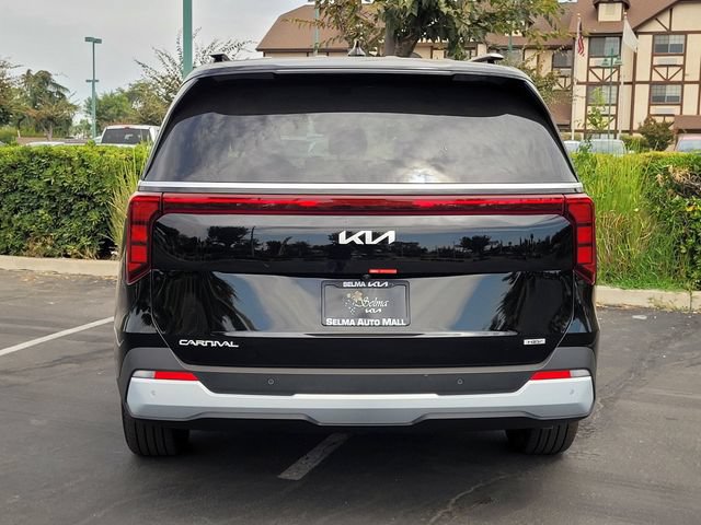 New 2026 Kia Carnival EX FWD image 5