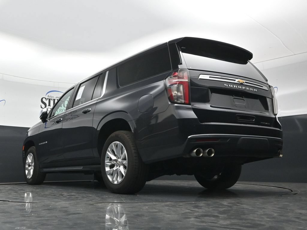 Used 2024 Chevrolet Suburban Premier RWD image 33