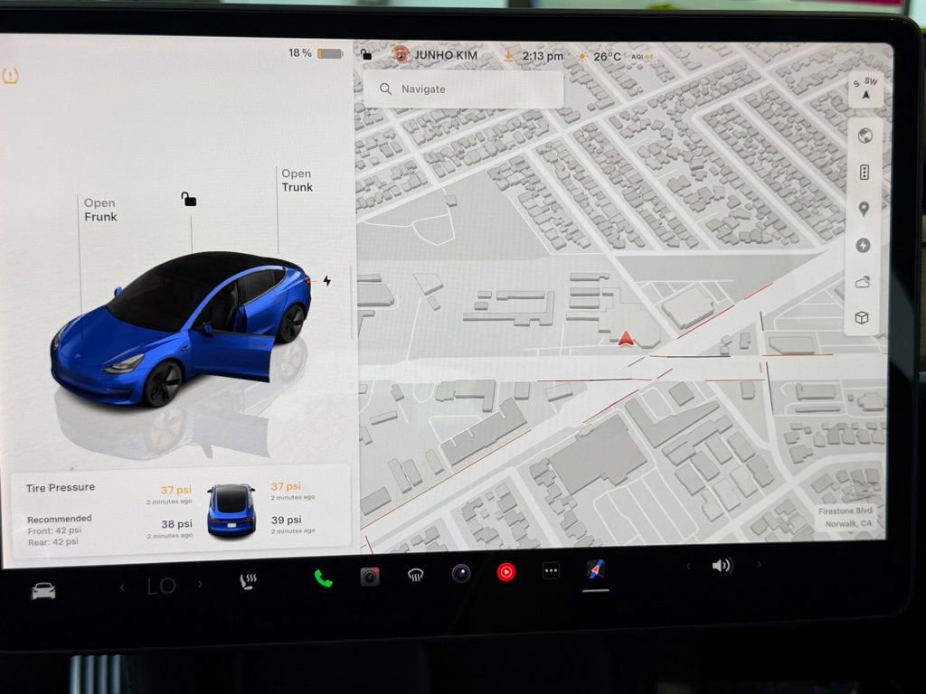 Used 2023 Tesla Model 3 Standard Range RWD image 28