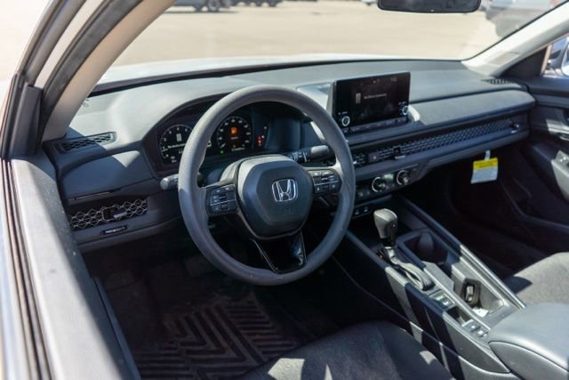 Used 2025 Honda Accord SE image 13