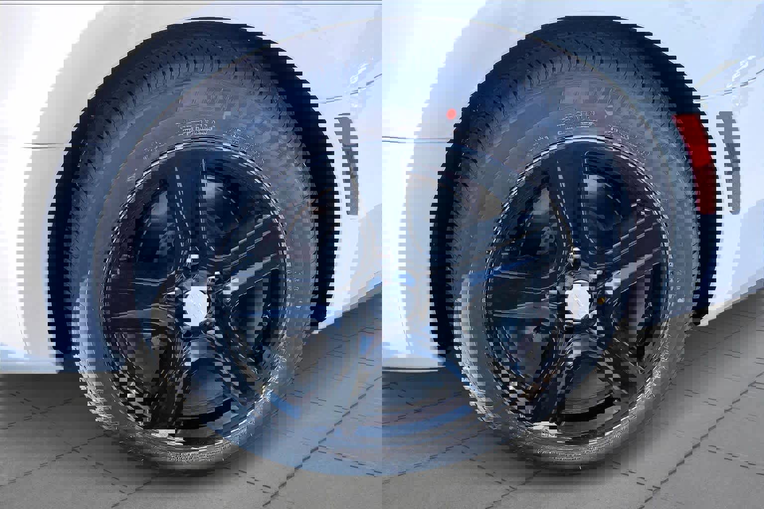 Used 2017 Chevrolet Camaro LT image 10