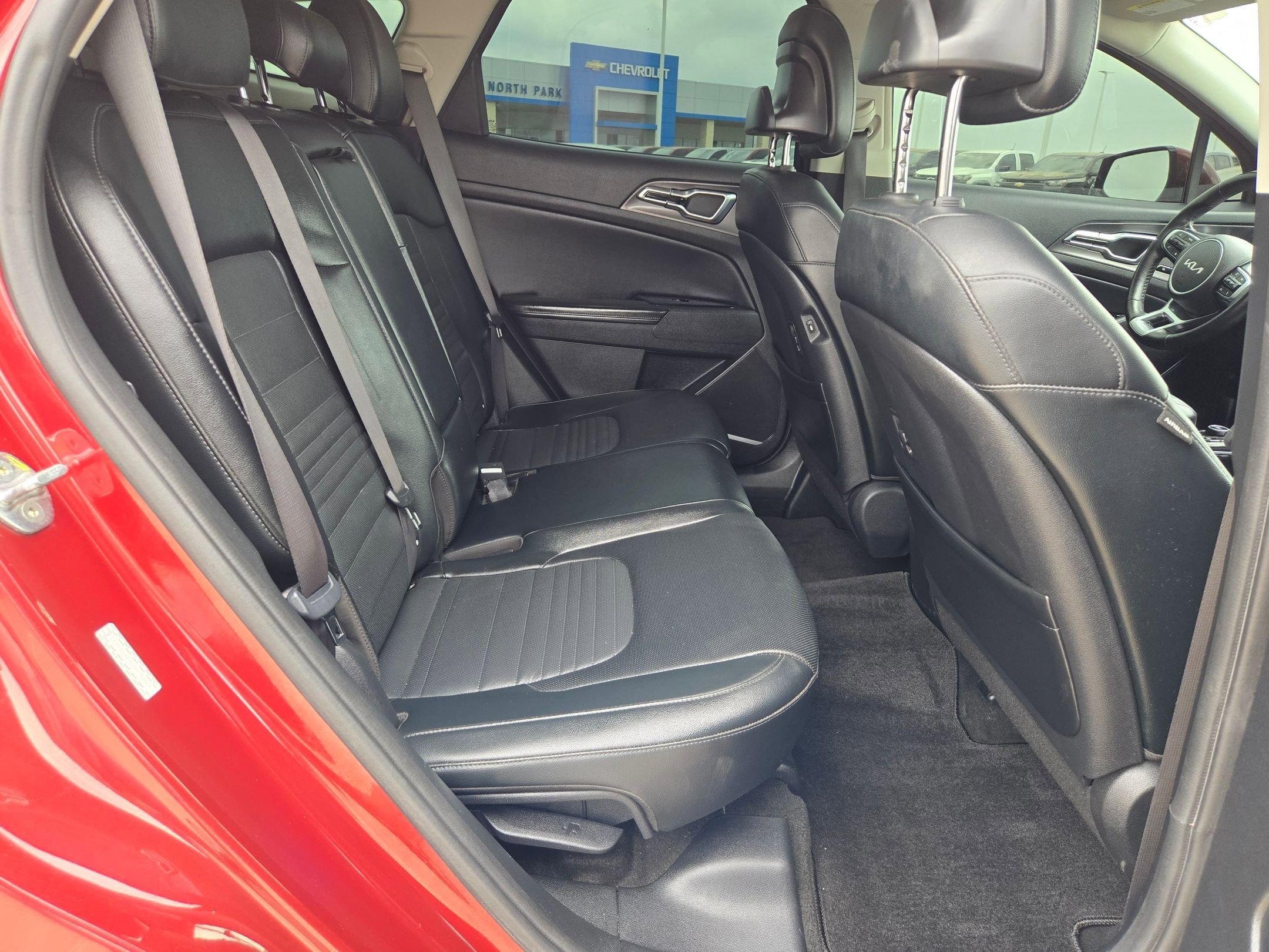 Used 2023 Kia Sportage SX image 19