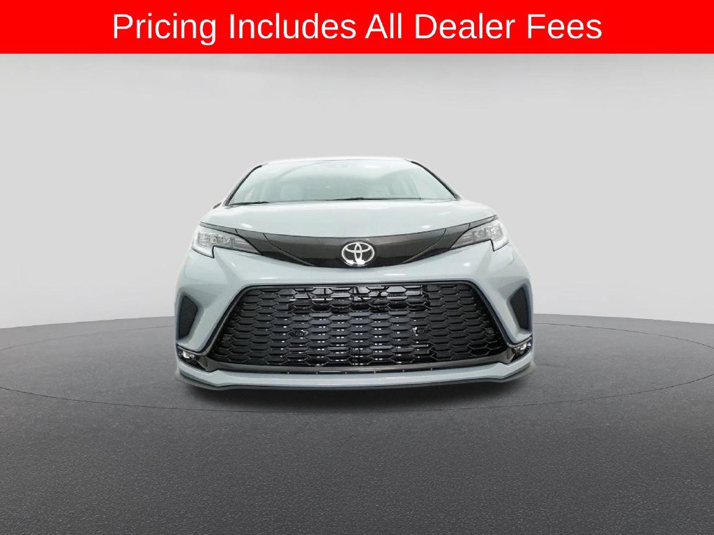 New 2026 Toyota Sienna XSE FWD image 31