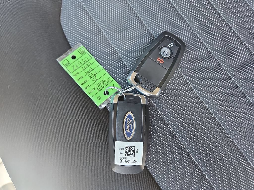 Used 2024 Ford Edge SE AWD/4WD image 29