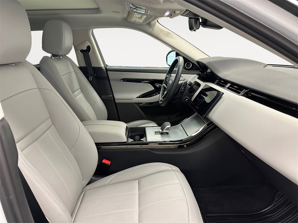 Used 2025 Land Rover Range Rover Evoque S image 15