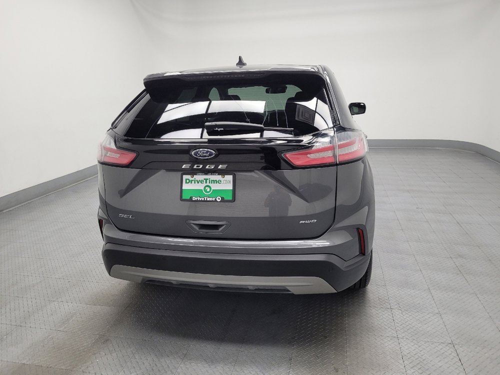 Used 2024 Ford Edge SEL image 7