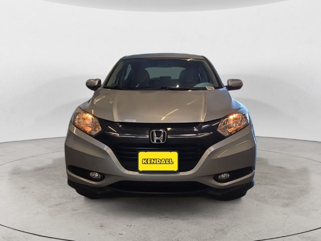 Used 2018 Honda HR-V EX image 2