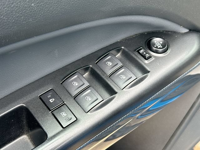 Used 2022 Chevrolet Colorado Z71 AWD/4WD image 26