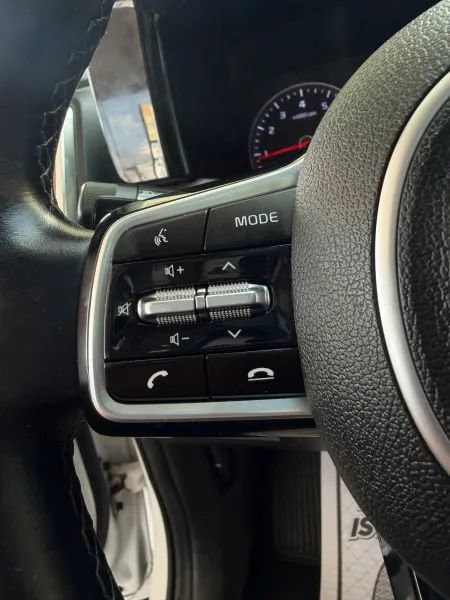 Used 2022 Kia Sorento SX AWD/4WD image 31
