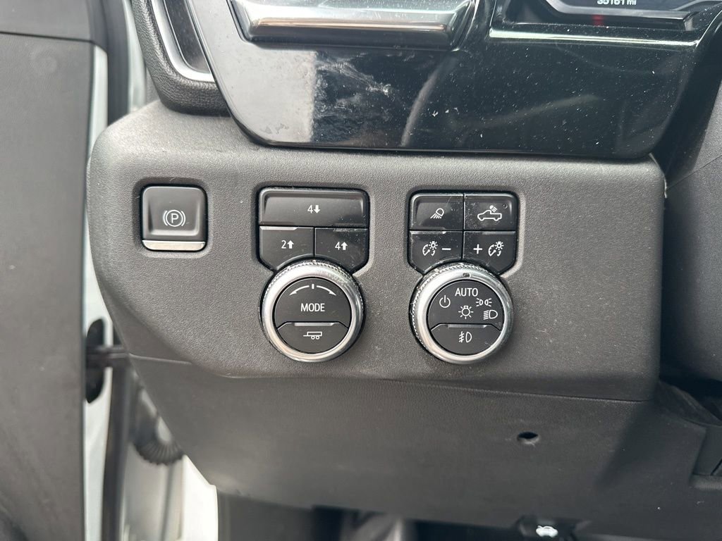 Used 2024 GMC Sierra 3500 SLE w/ SLE Convenience Package image 19