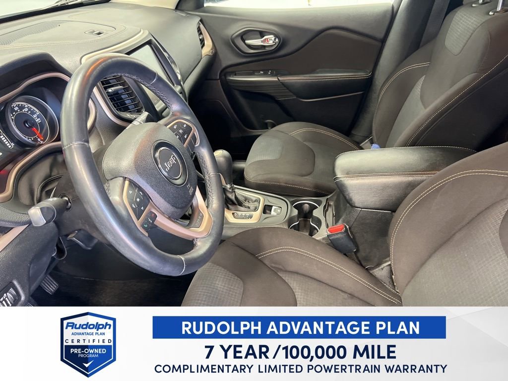 Used 2016 Jeep Cherokee Latitude image 10