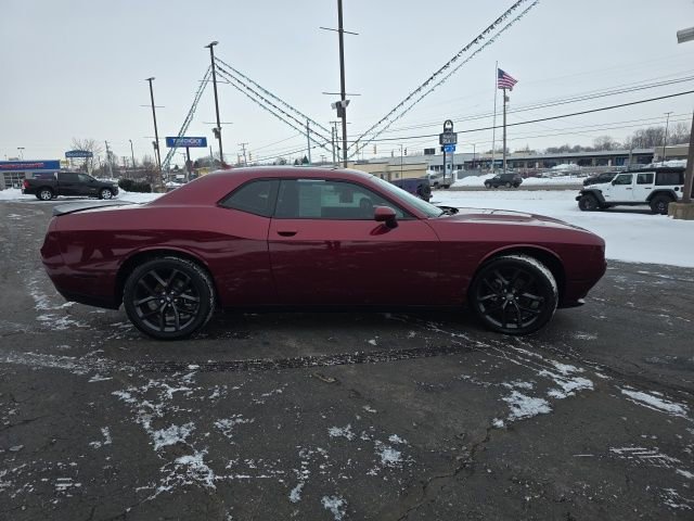 Used 2020 Dodge Challenger SXT w/ Blacktop Package RWD image 7