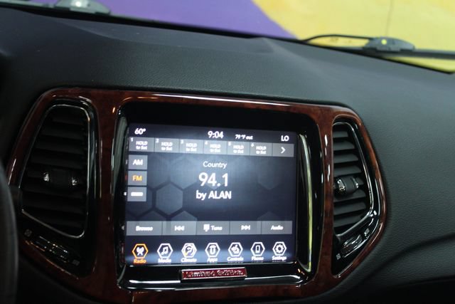 Used 2021 Jeep Compass Limited AWD/4WD image 19