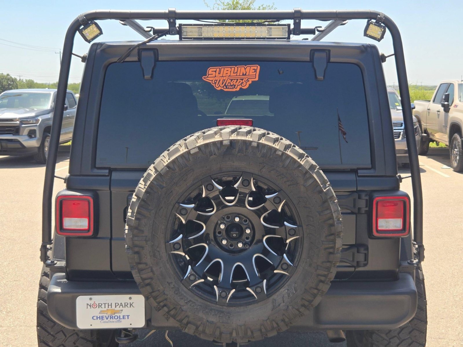 Used 2018 Jeep Wrangler Unlimited Sport AWD/4WD image 4