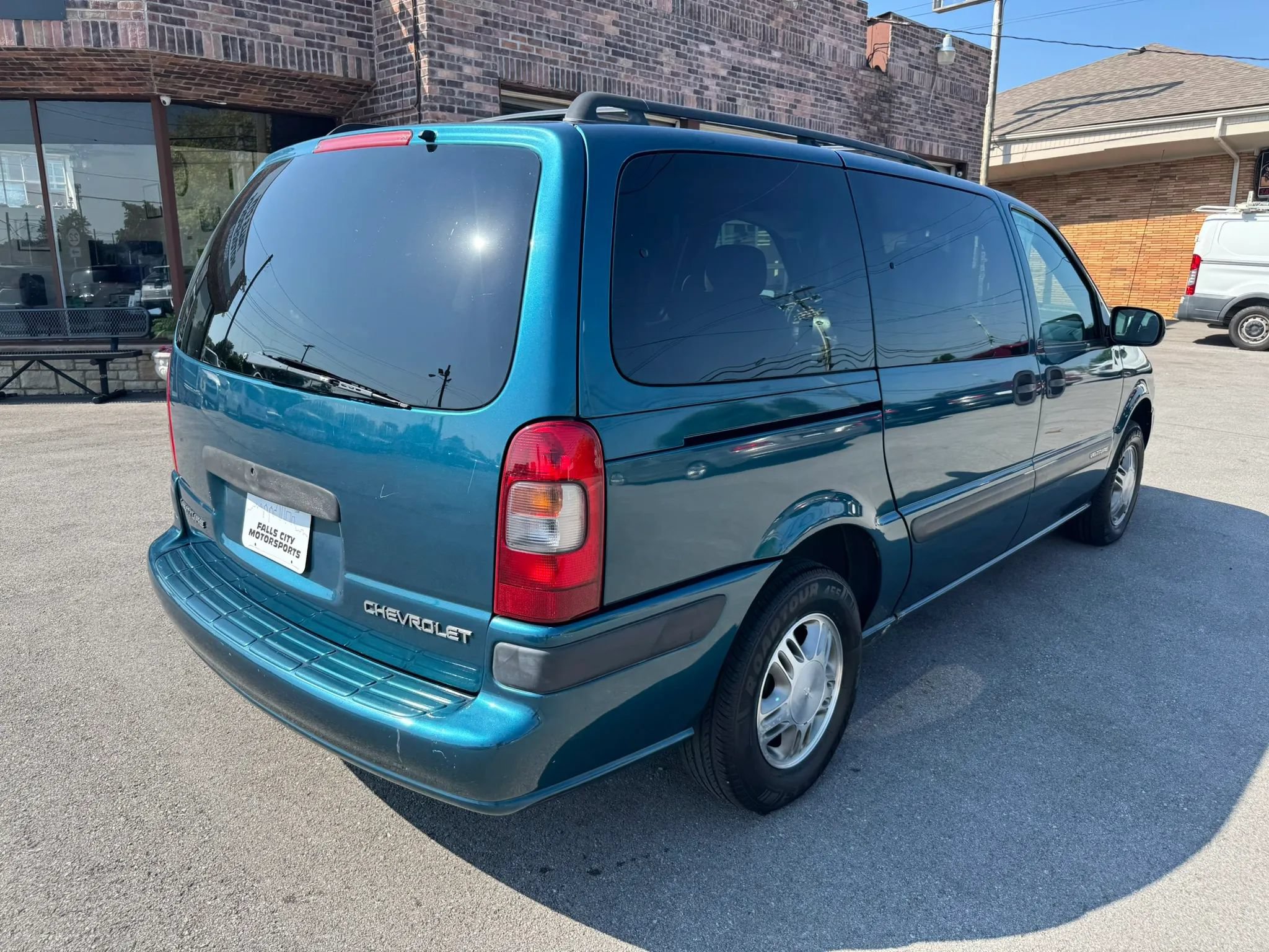 Used 2002 Chevrolet Venture LS FWD image 15