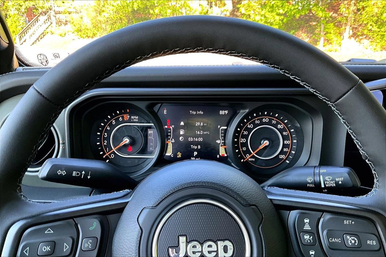 New 2026 Jeep Gladiator Mojave AWD/4WD image 10
