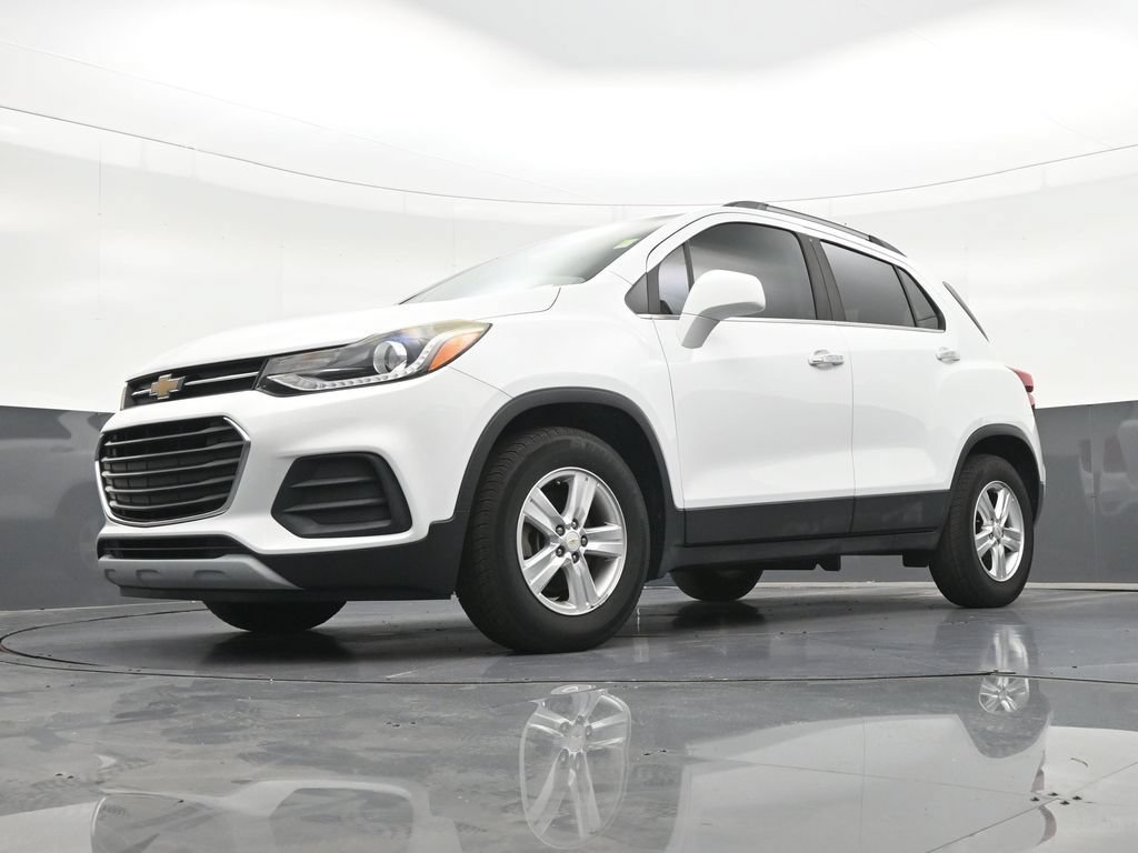 Used 2020 Chevrolet Trax LT w/ LT Convenience Package FWD image 23