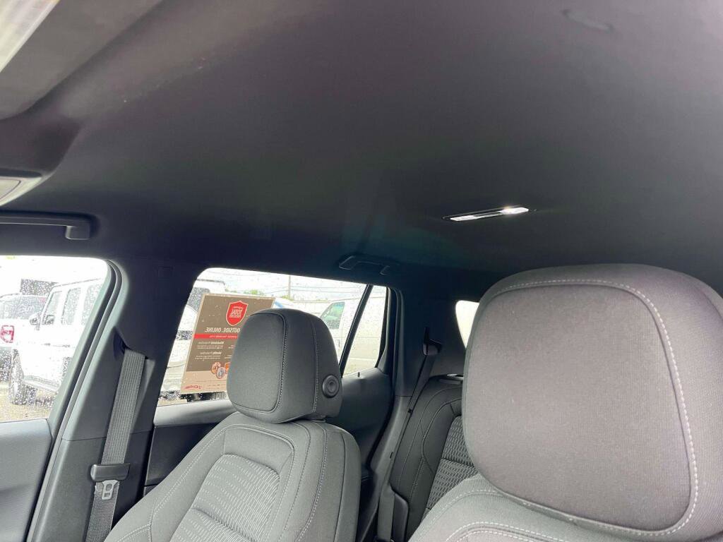 Used 2025 Chevrolet Equinox LT AWD/4WD image 5