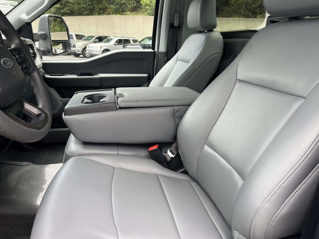 Certified 2026 Ford F250 XL w/ XL Chrome Package RWD image 21