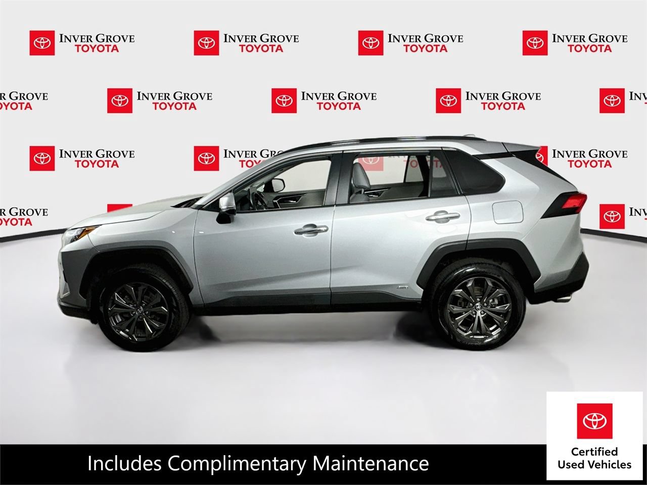 Certified 2024 Toyota RAV4 Limited AWD/4WD image 8