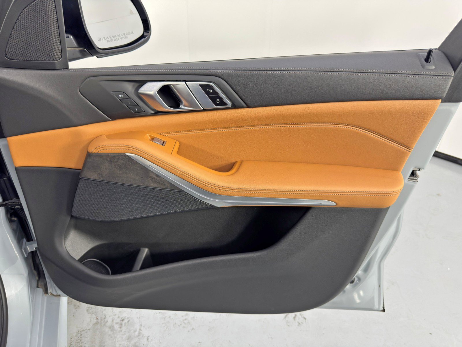 Used 2023 BMW X7 xDrive40i w/ M Sport Package image 52