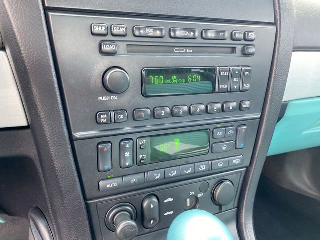 Used 2002 Ford Thunderbird image 13