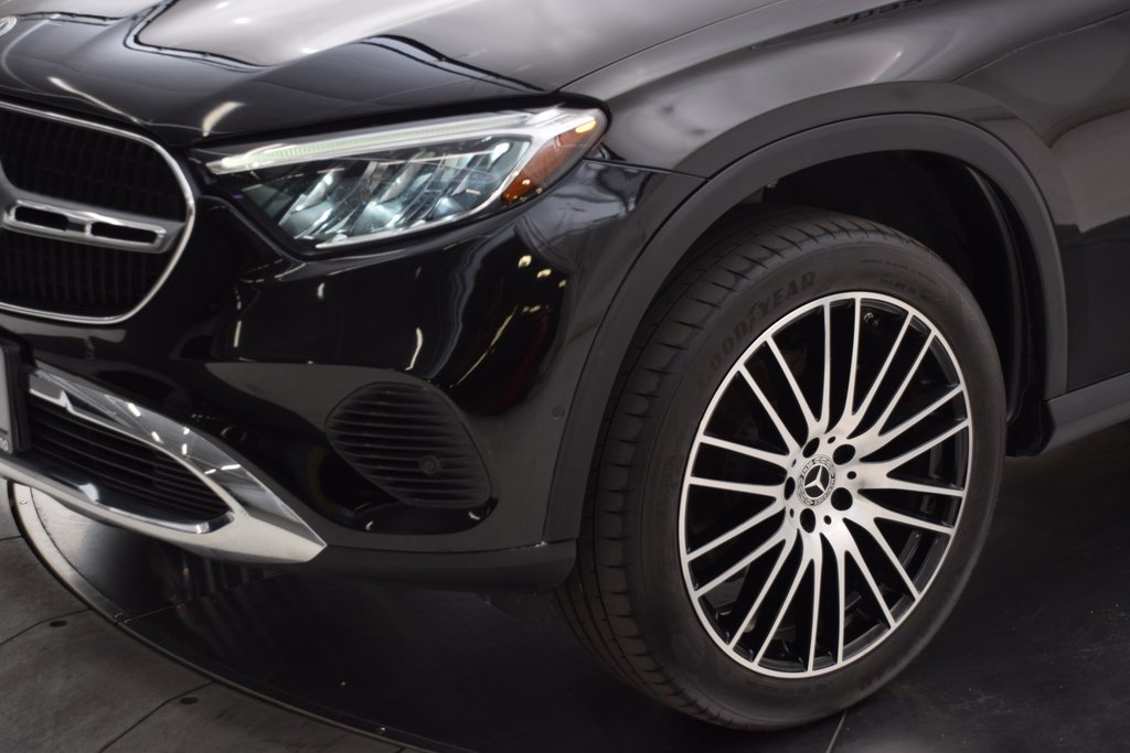 Used 2023 Mercedes-Benz GLC 300 image 11