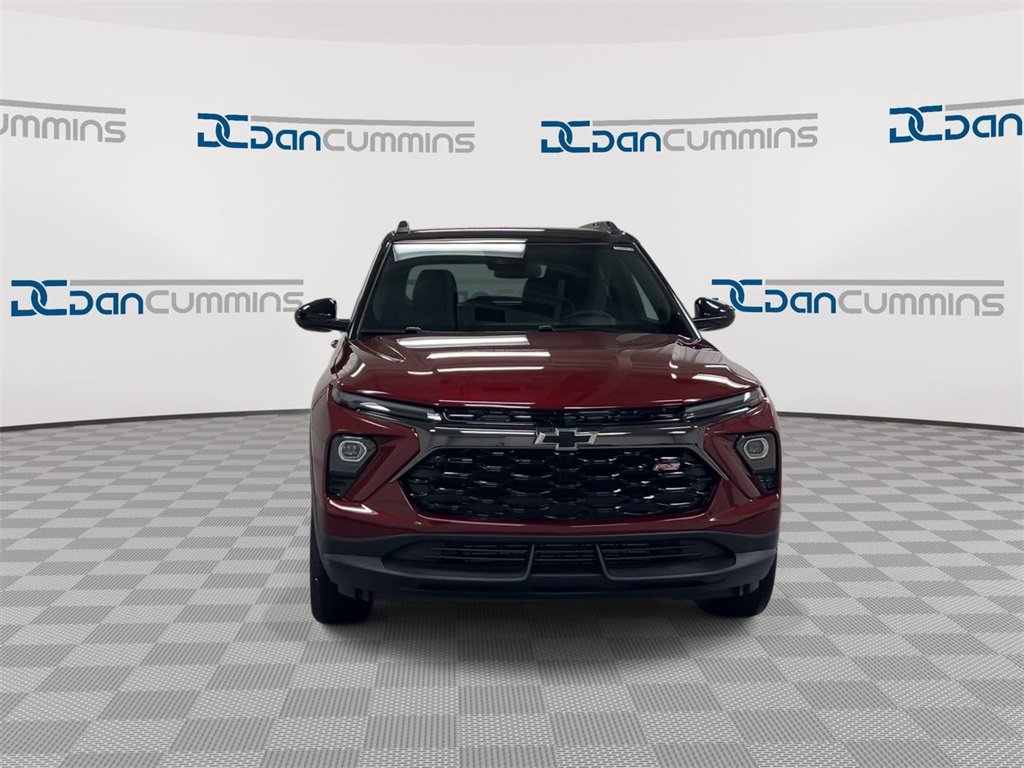 Used 2025 Chevrolet TrailBlazer RS image 3