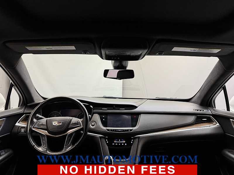 Used 2019 Cadillac XT5 Platinum image 12