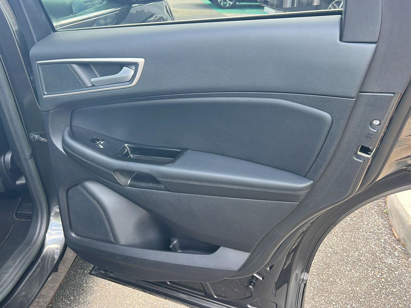 Used 2019 Ford Edge SEL w/ Equipment Group 201A image 15