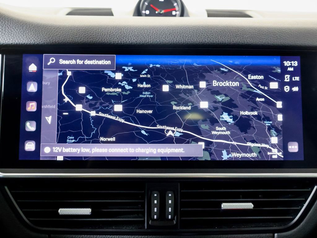 Certified 2022 Porsche Cayenne AWD/4WD image 17
