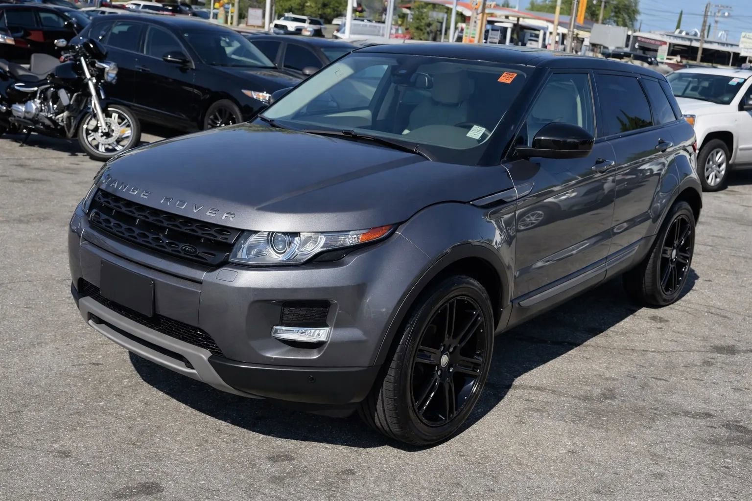 Used 2015 Land Rover Range Rover Evoque Pure Plus AWD/4WD image 2