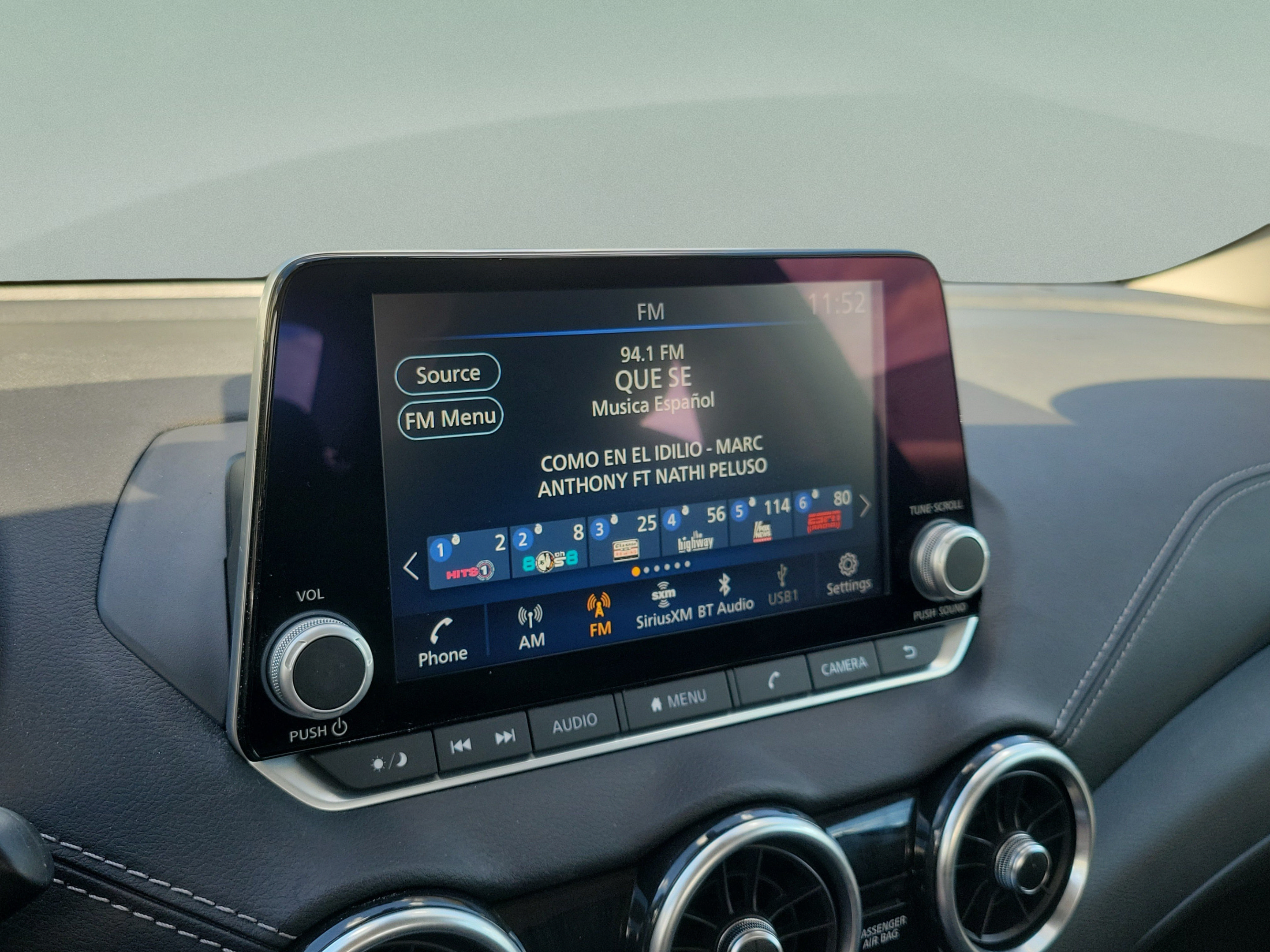 Used 2025 Nissan Sentra SV FWD image 29