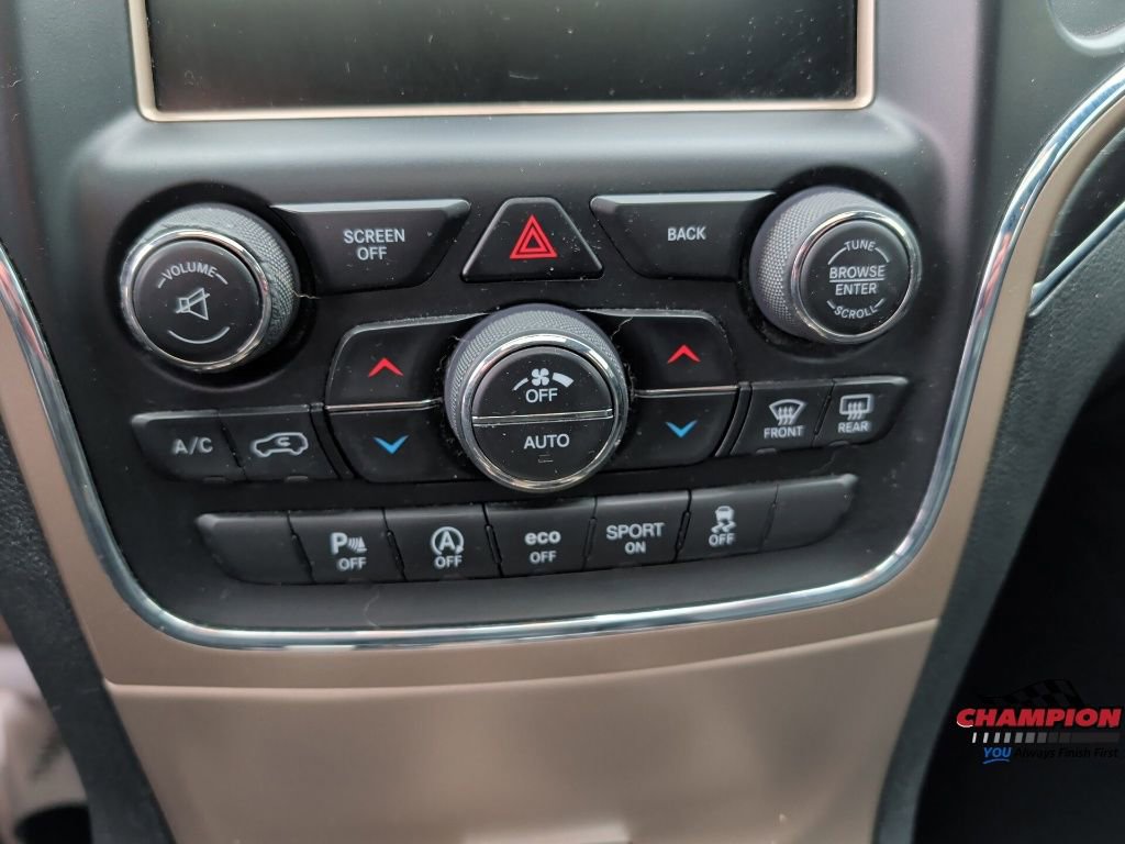 Used 2017 Jeep Grand Cherokee Limited AWD/4WD image 16