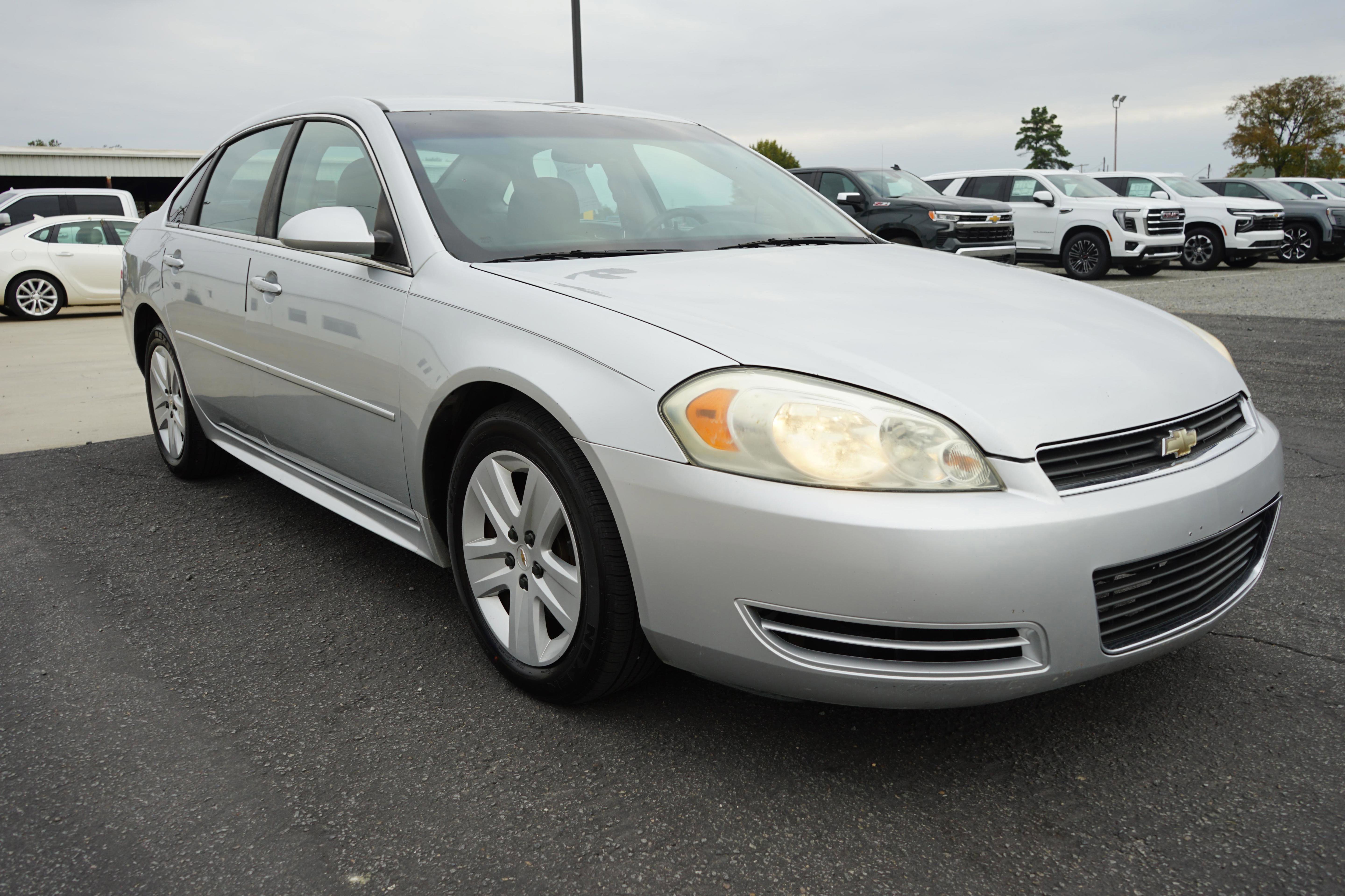Used 2010 Chevrolet Impala LS image 7