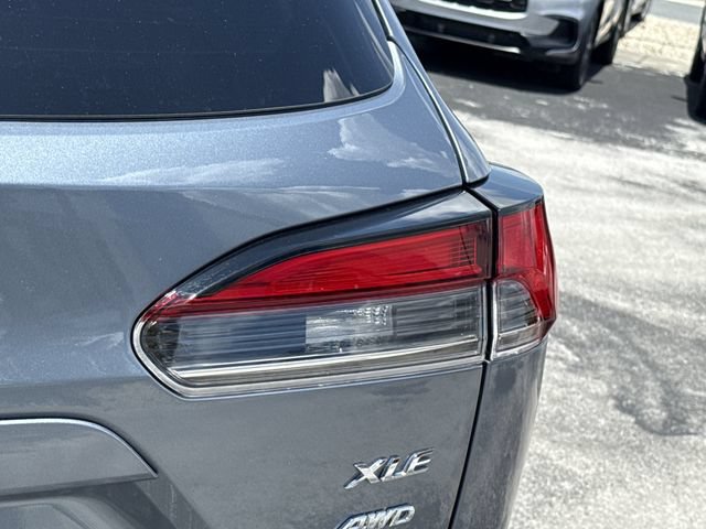 Used 2024 Toyota Corolla Cross XLE w/ Convenience Package AWD/4WD image 16