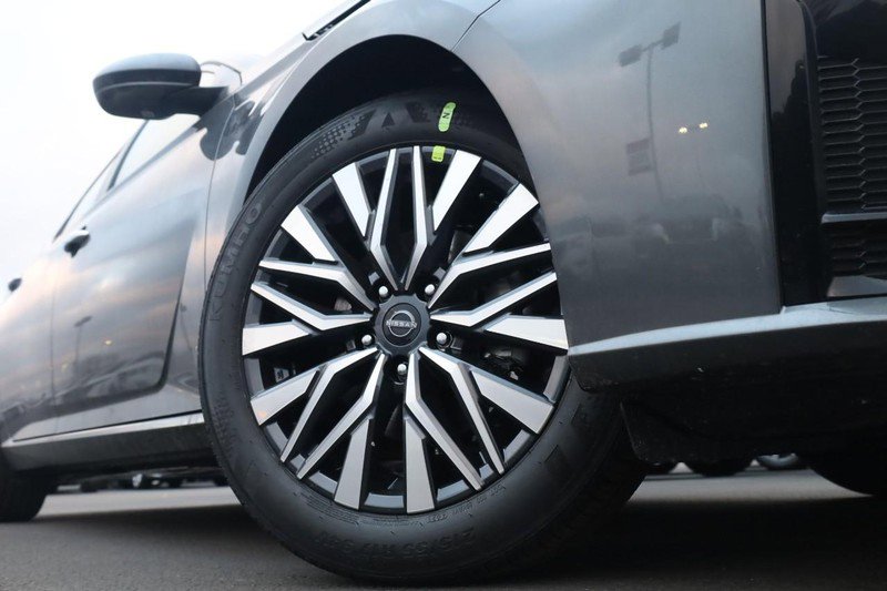 New 2025 Nissan Altima 2.5 SV image 3