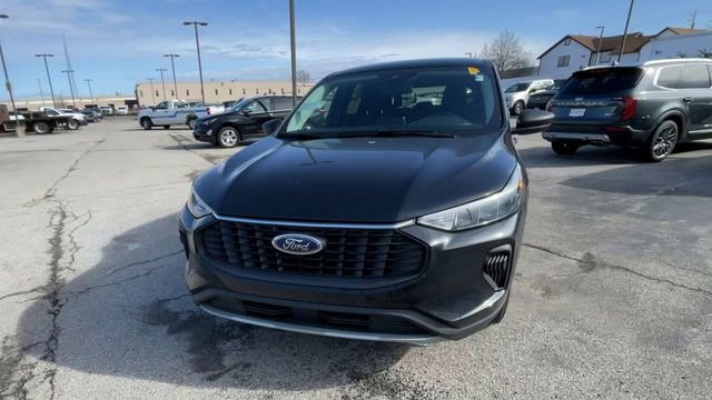 Used 2023 Ford Escape Active image 5