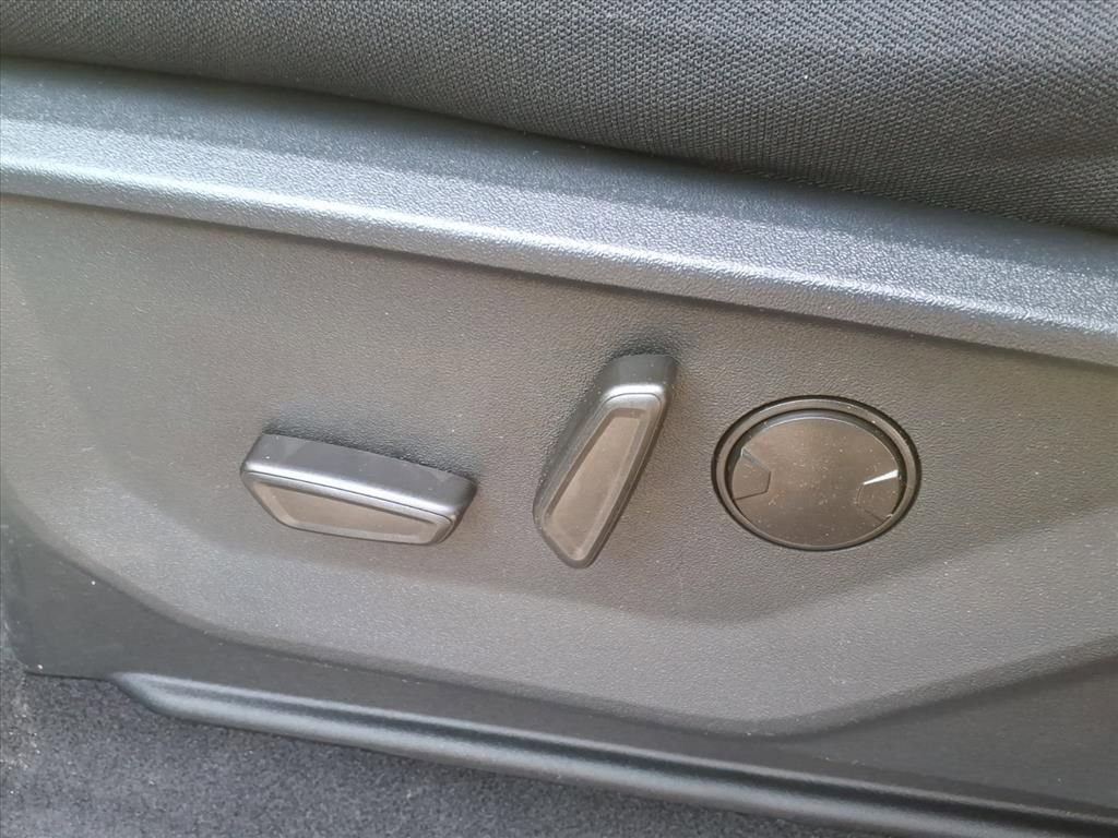 New 2026 Ford F150 XLT w/ Equipment Group 302A MID image 17