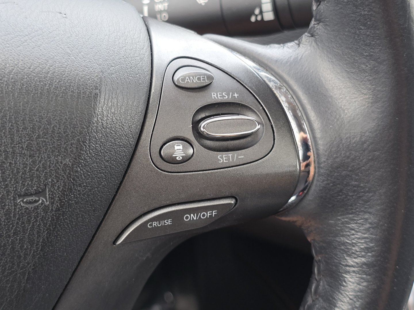 Used 2024 Nissan Murano Platinum AWD/4WD image 16