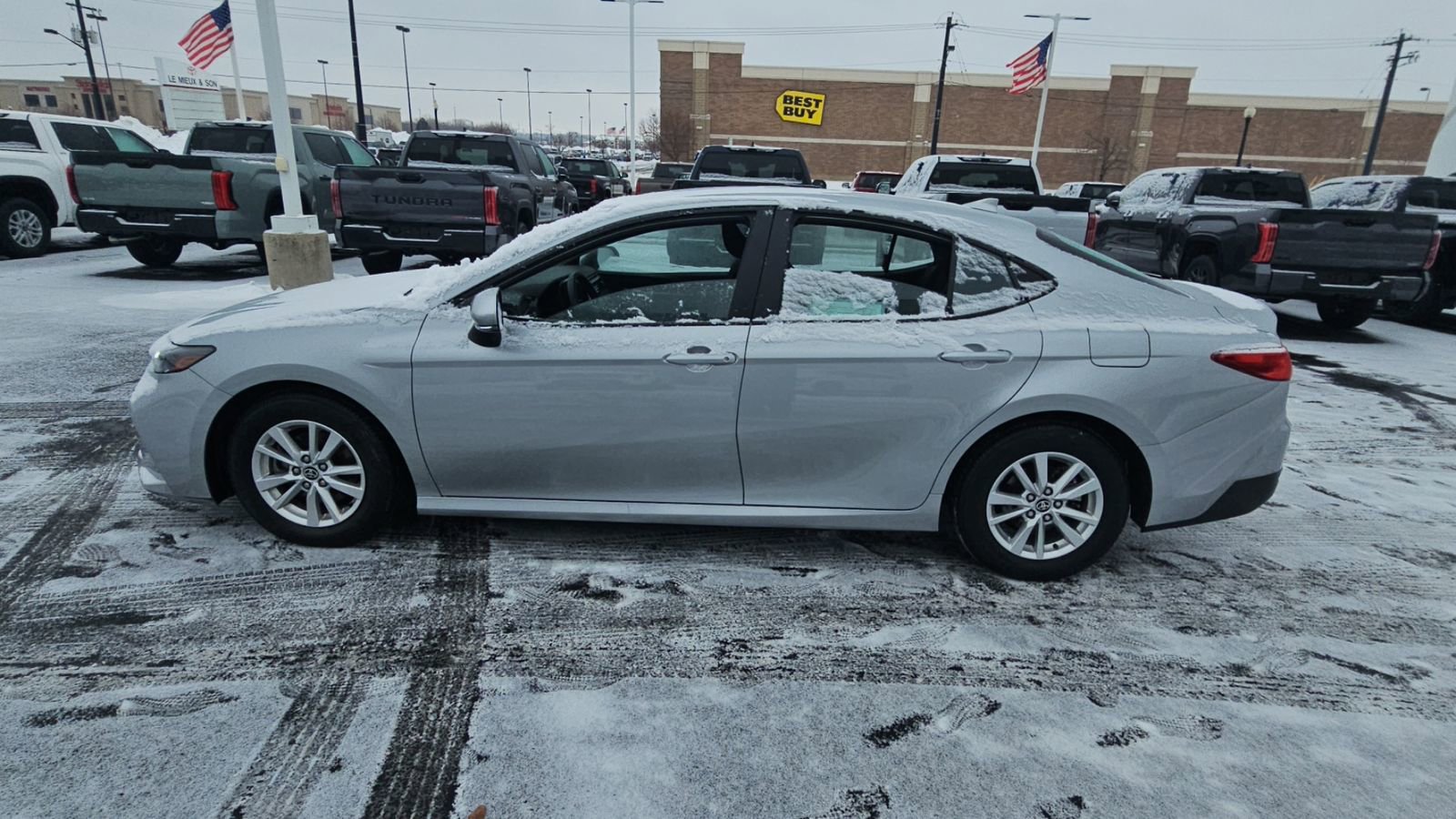 Certified 2025 Toyota Camry LE image 6