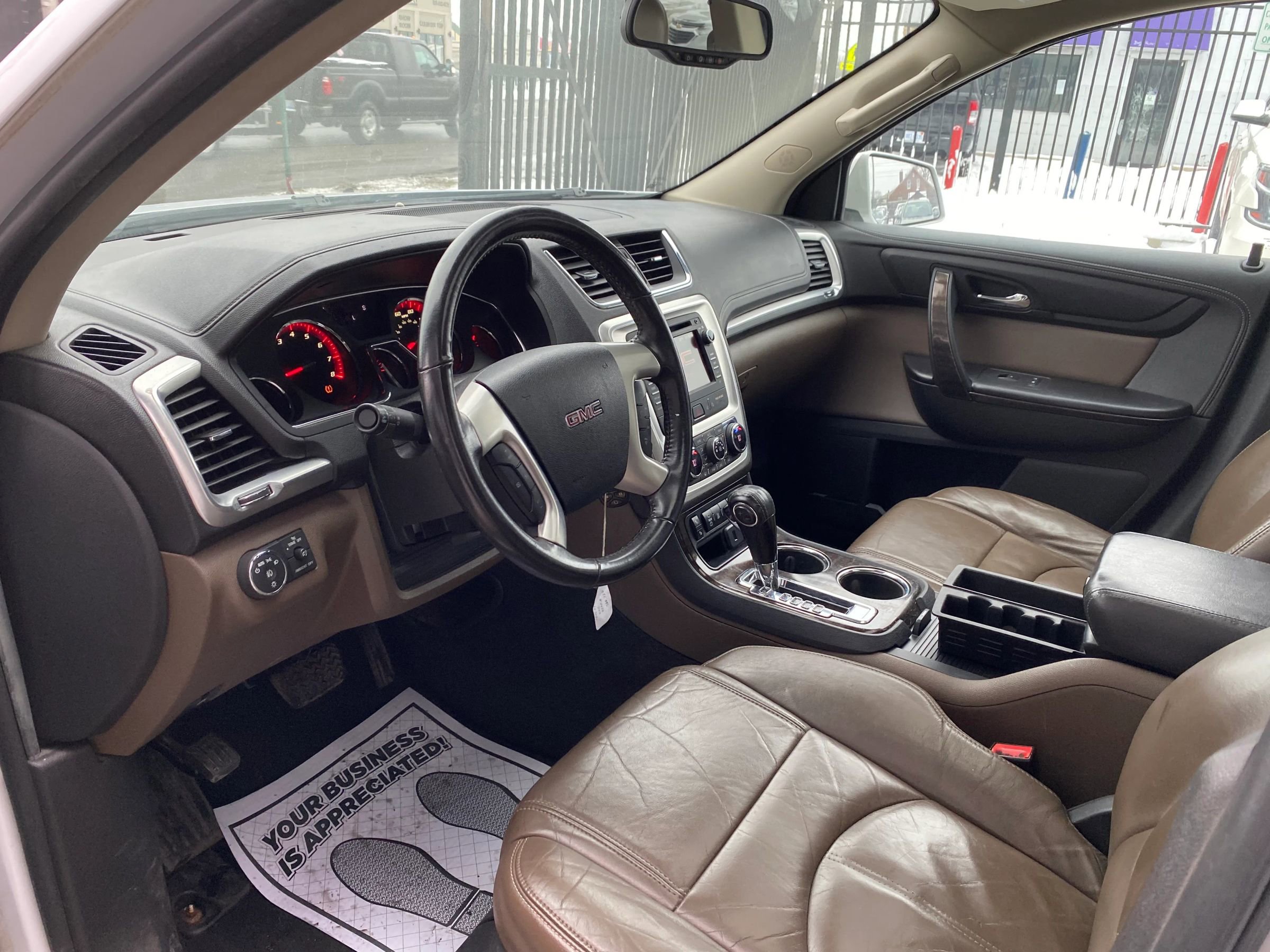 Used 2016 GMC Acadia SLT w/ Premium Edition image 3