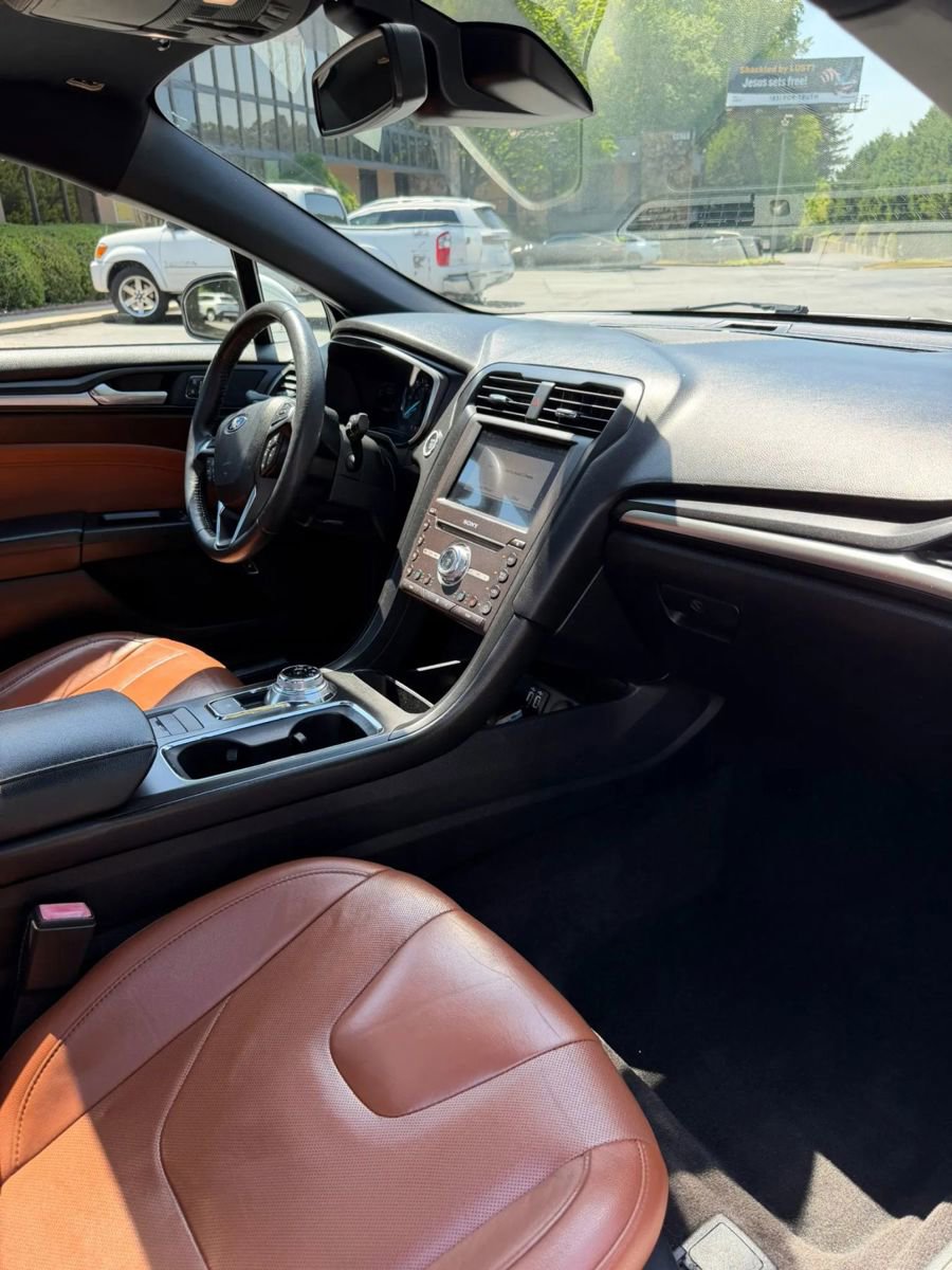 Used 2019 Ford Fusion Titanium image 7