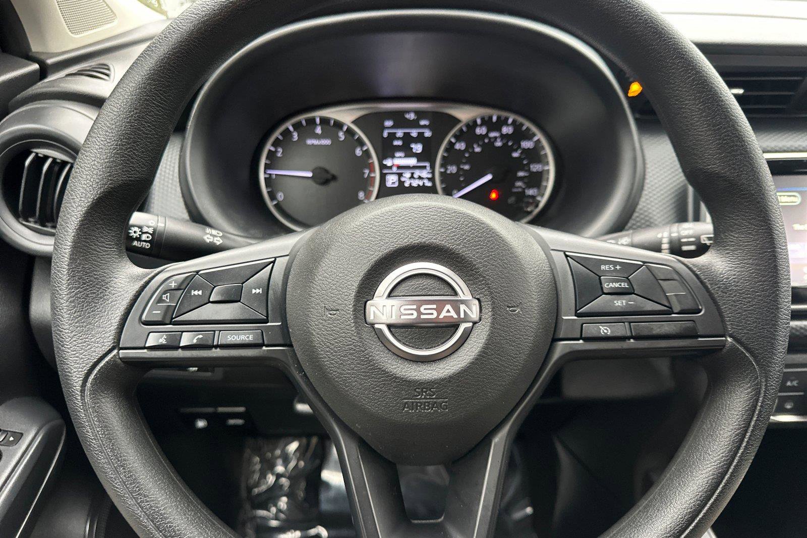 Used 2024 Nissan Kicks S image 23