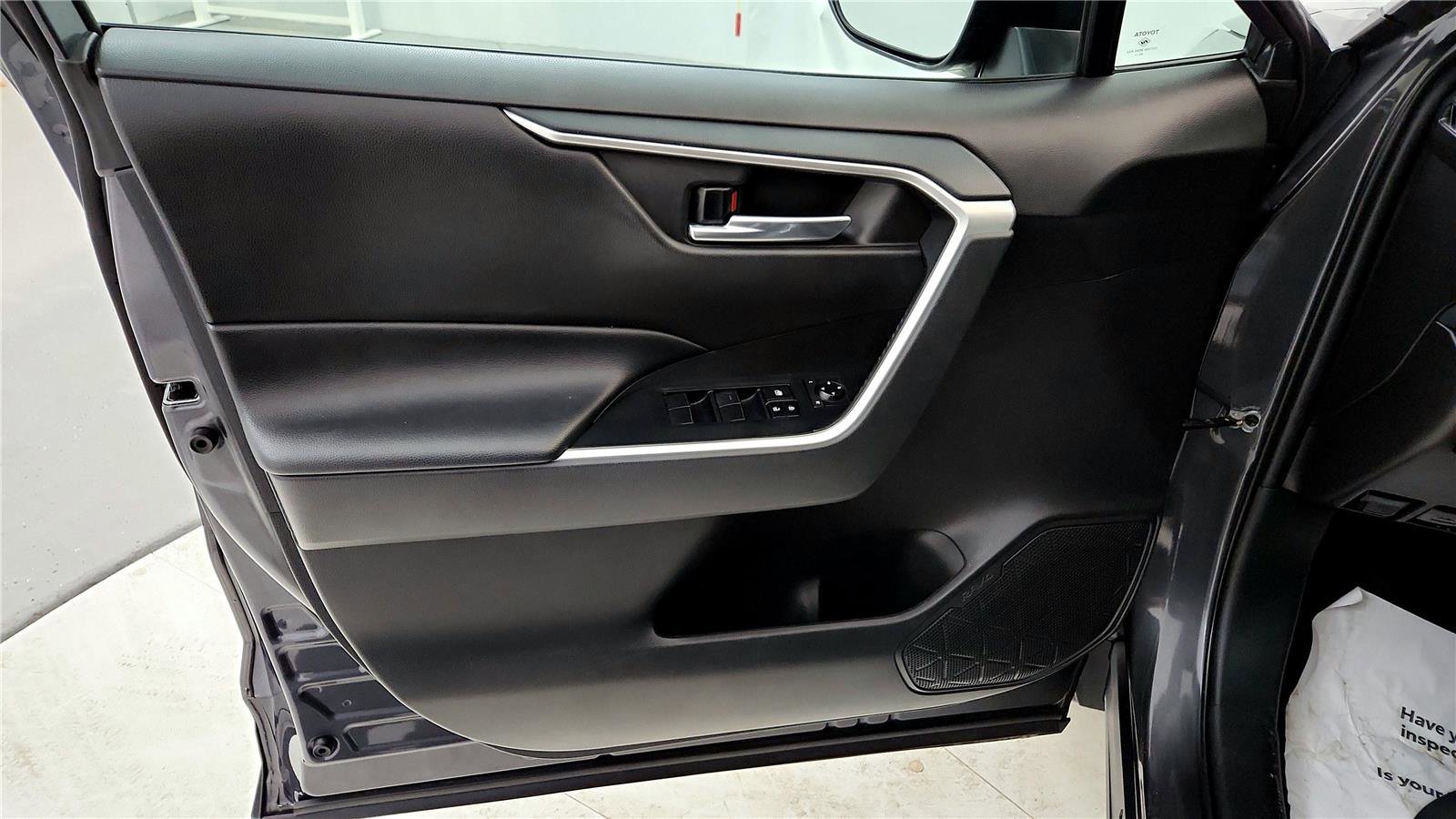 Certified 2021 Toyota RAV4 XLE w/ Convenience Package image 22